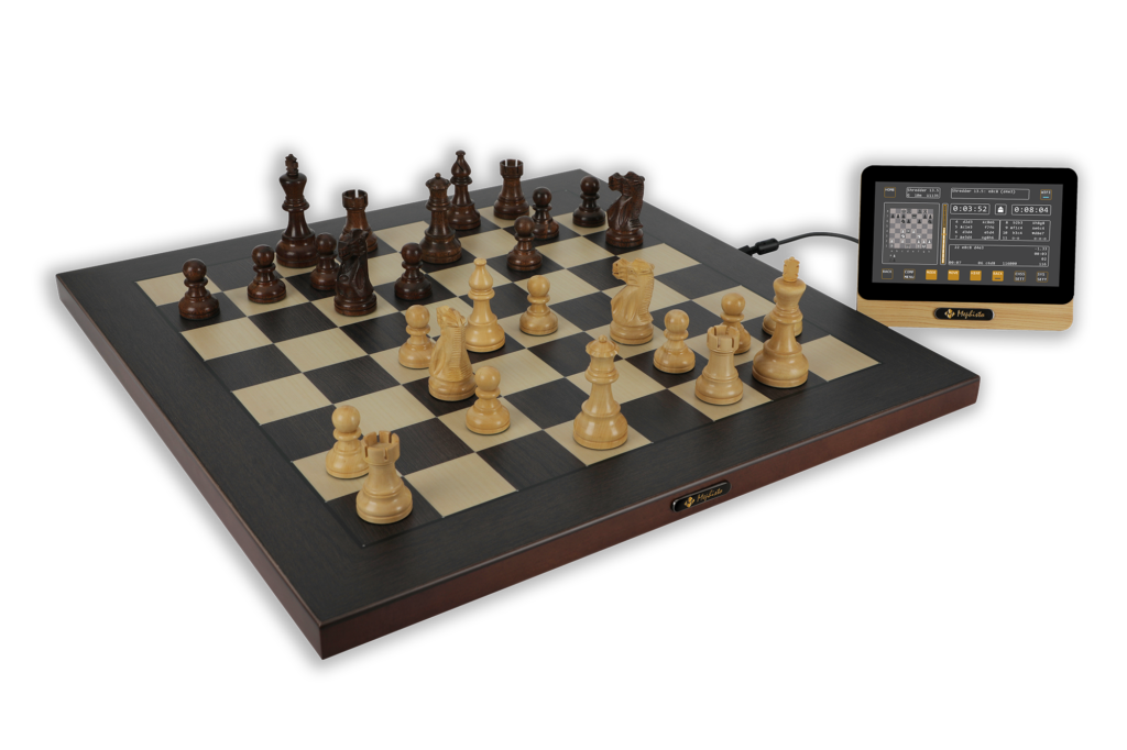 Mephisto Phoenix Module and Tournament Chessboard Set (M924